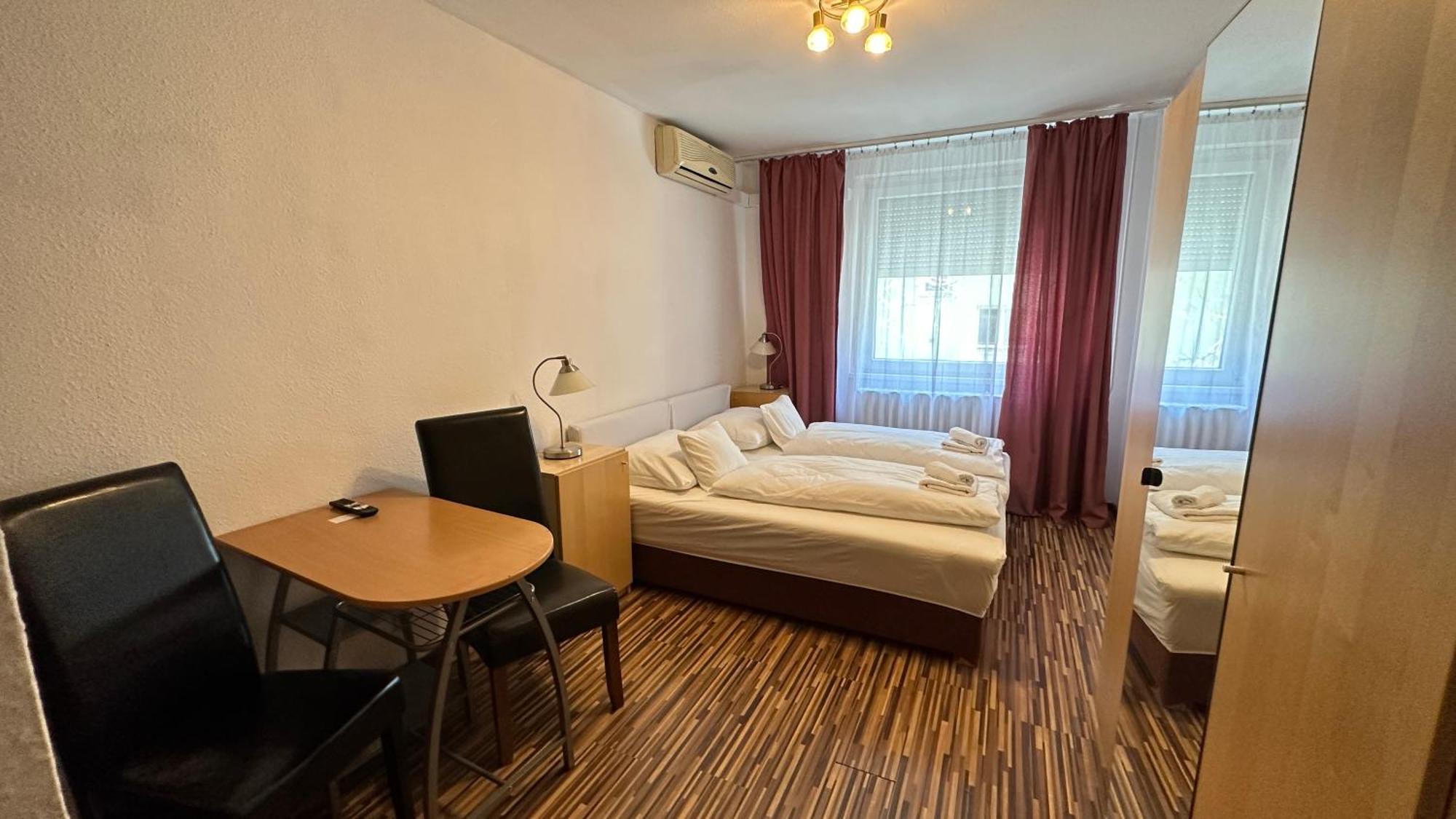 Hermina Apartmanok Westend Budapesta Exterior foto